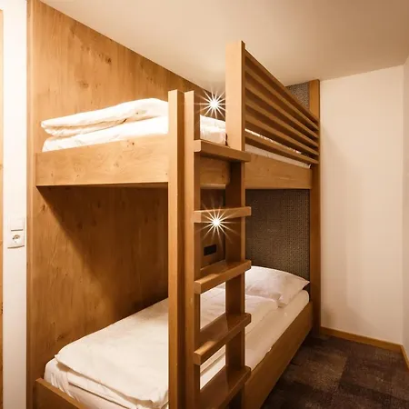 Naturhotel Eng 4*
