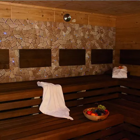 Fogadó Naturhotel Eng