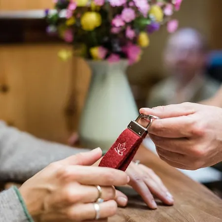 Fogadó Naturhotel Eng Hinterriß