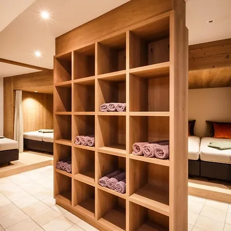 여관 Naturhotel Eng 4*