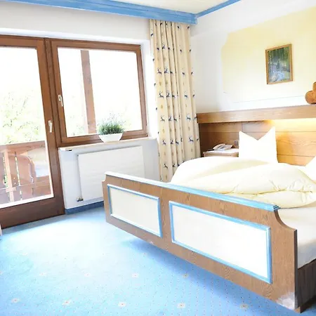 Naturhotel Eng 여관